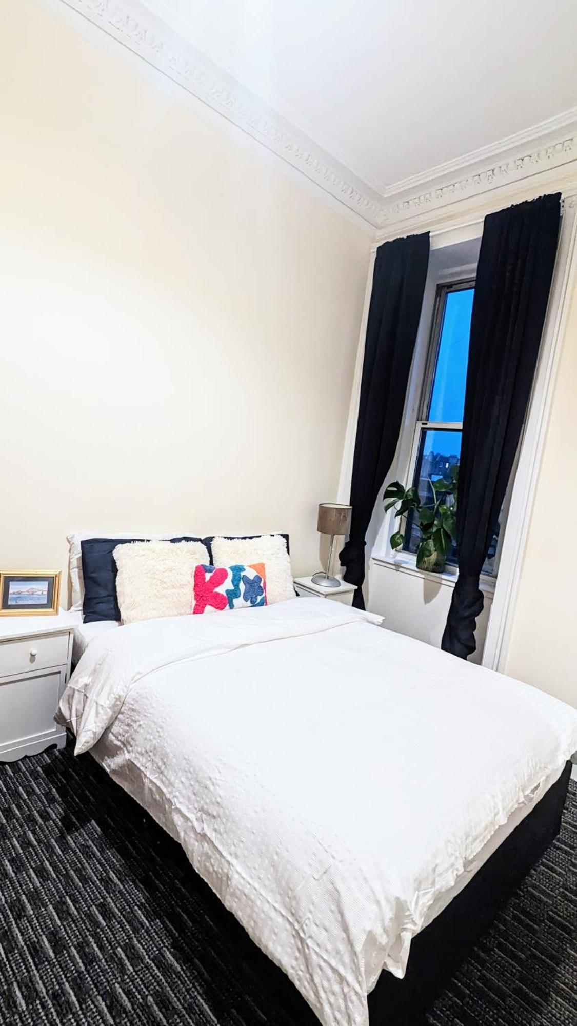 Sunny Haymarket Room Edinburgh Exterior photo